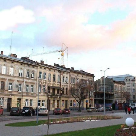 Міні Апартаменти В Центрі Львова- 2 Хв До Оперного Театру ภายนอก รูปภาพ